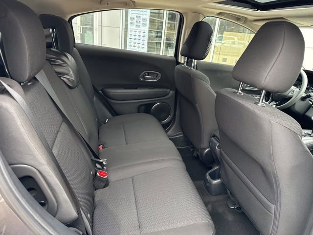 Used 2018 Honda HR-V EX image 30