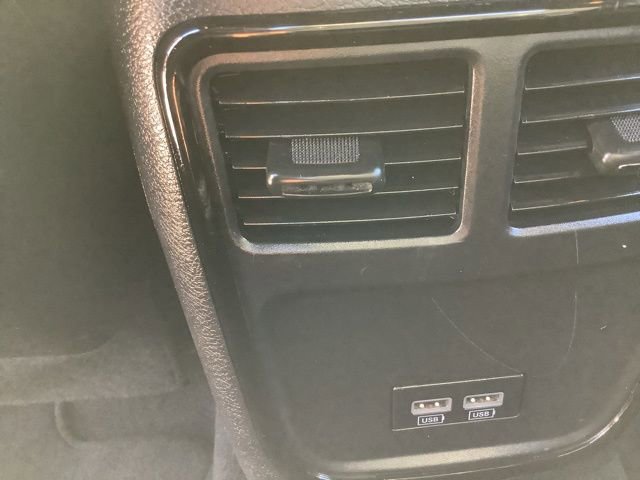 Used 2022 Chrysler 300 S RWD image 28
