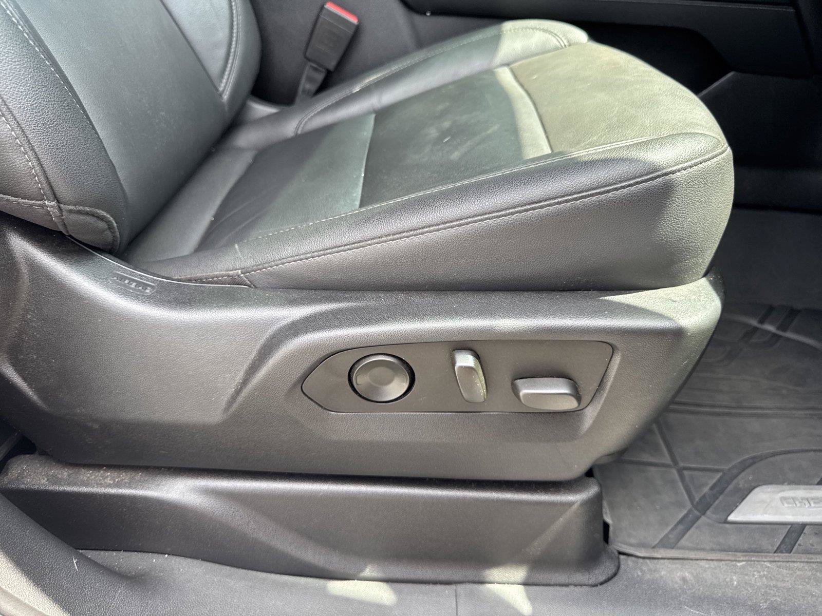 Used 2021 Chevrolet Tahoe Z71 AWD/4WD image 39