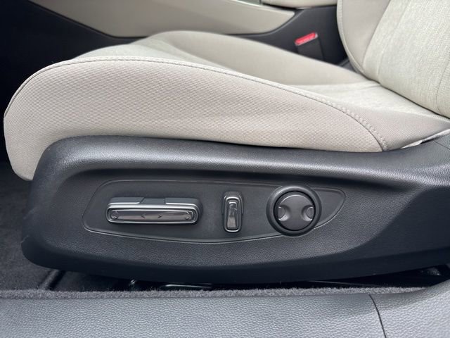 Used 2025 Honda Accord SE image 27