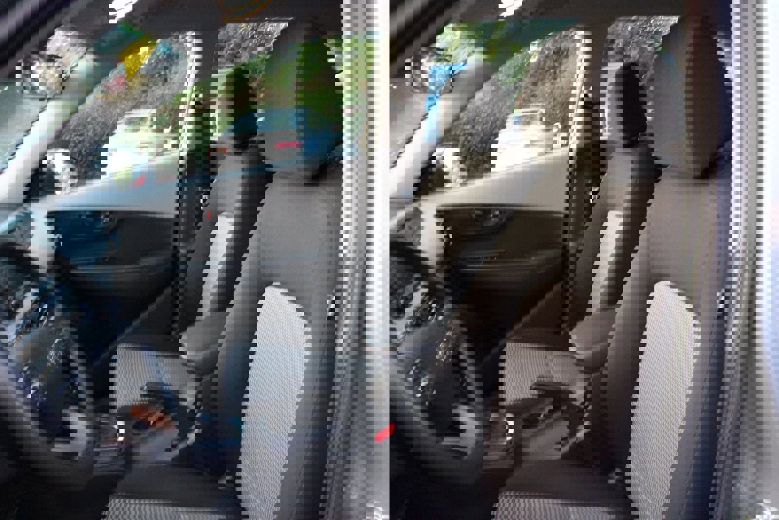 Used 2021 Hyundai Kona SE image 12