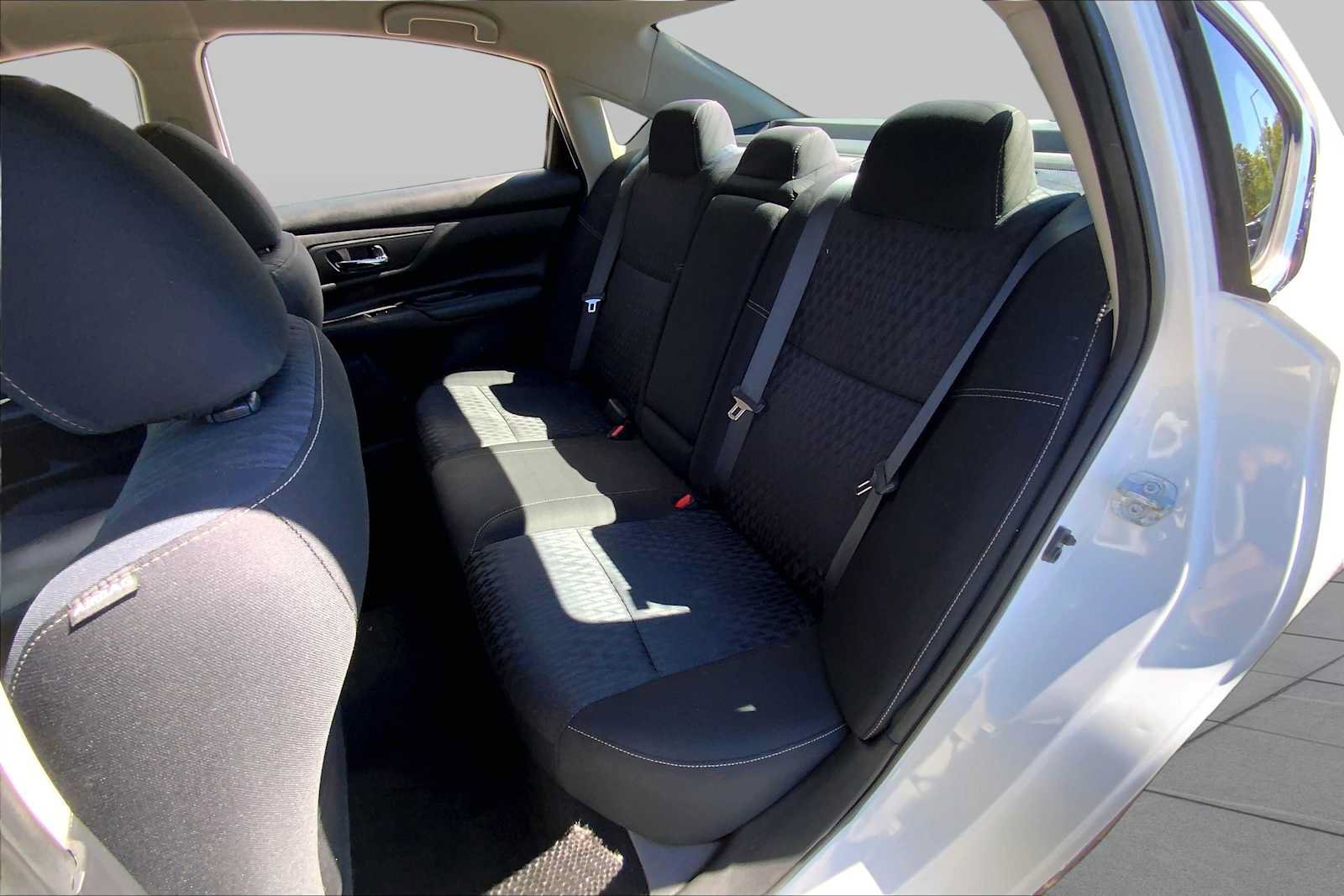 Used 2018 Nissan Altima 2.5 S w/ S Convenience Package FWD image 18