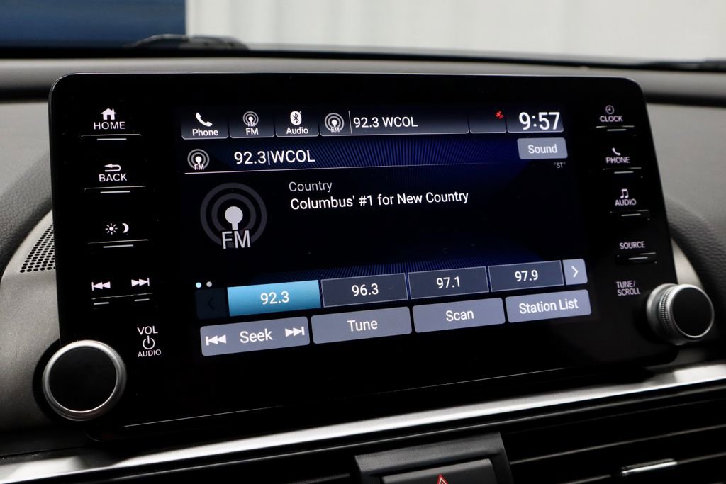 Used 2022 Honda Accord Sport image 3