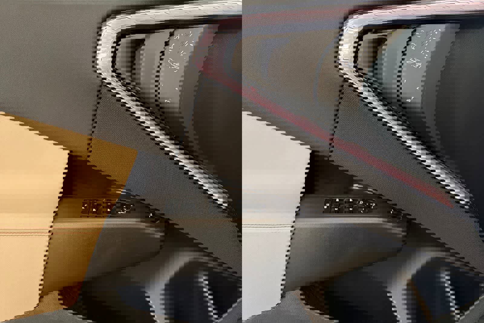 Used 2025 BMW X3 xDrive30i w/ Convenience Package image 12