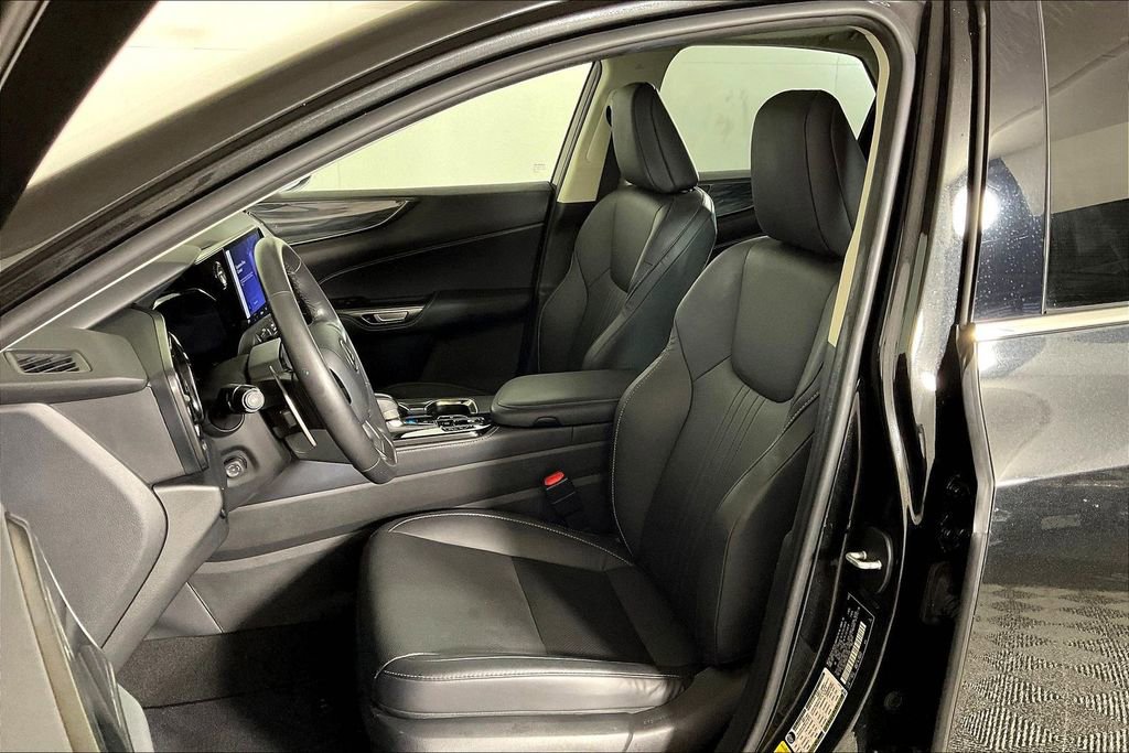 Used 2023 Lexus NX 350h AWD w/ Towing Package (2000 Lbs) image 24