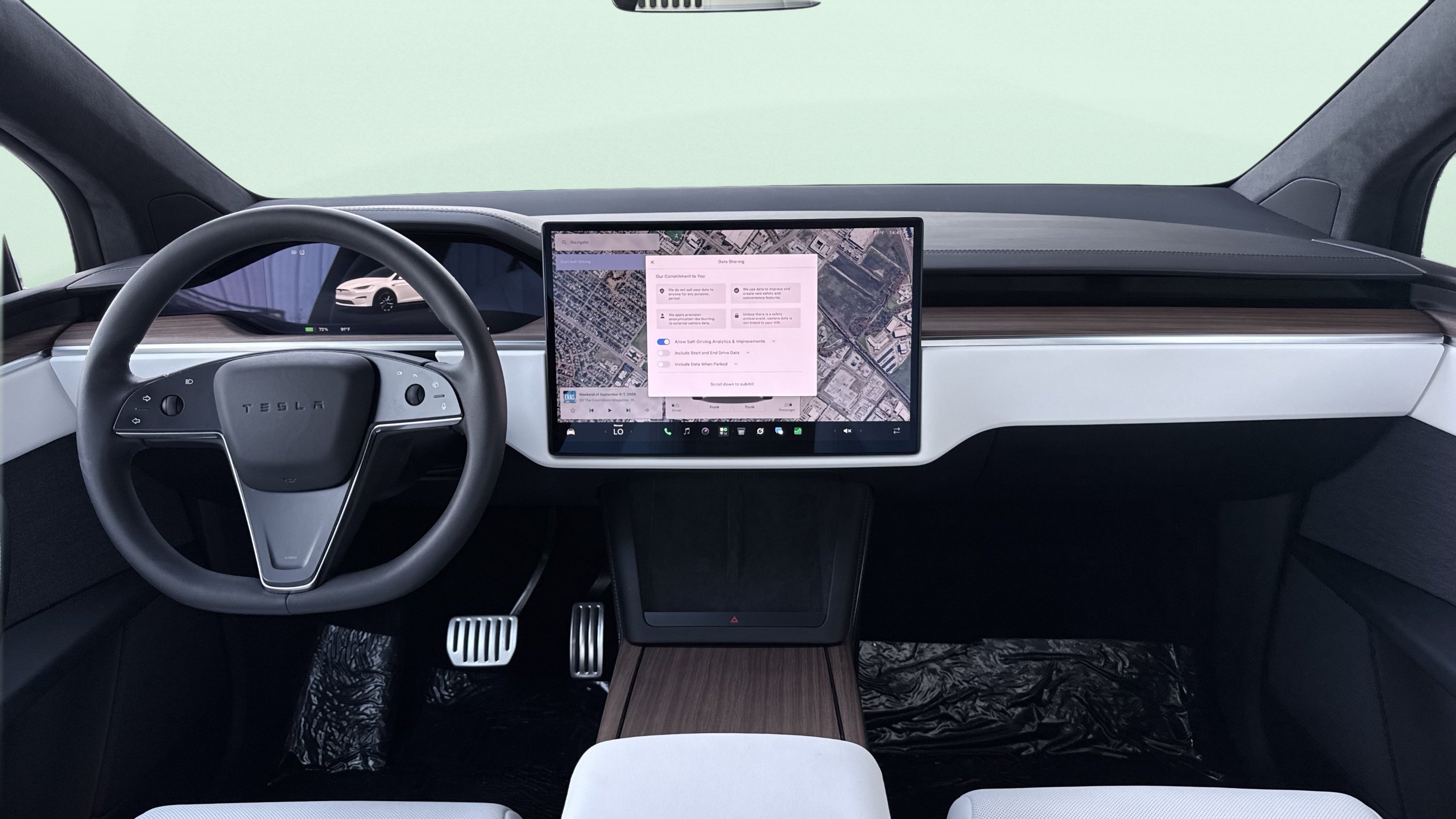 Used 2025 Tesla Model X AWD/4WD image 56