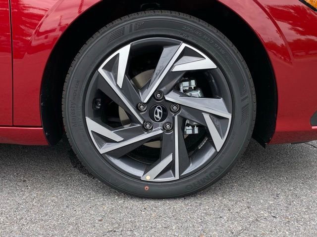 Certified 2025 Hyundai Elantra SEL image 34