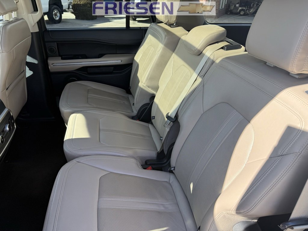 Used 2022 Ford Expedition Max Limited image 24