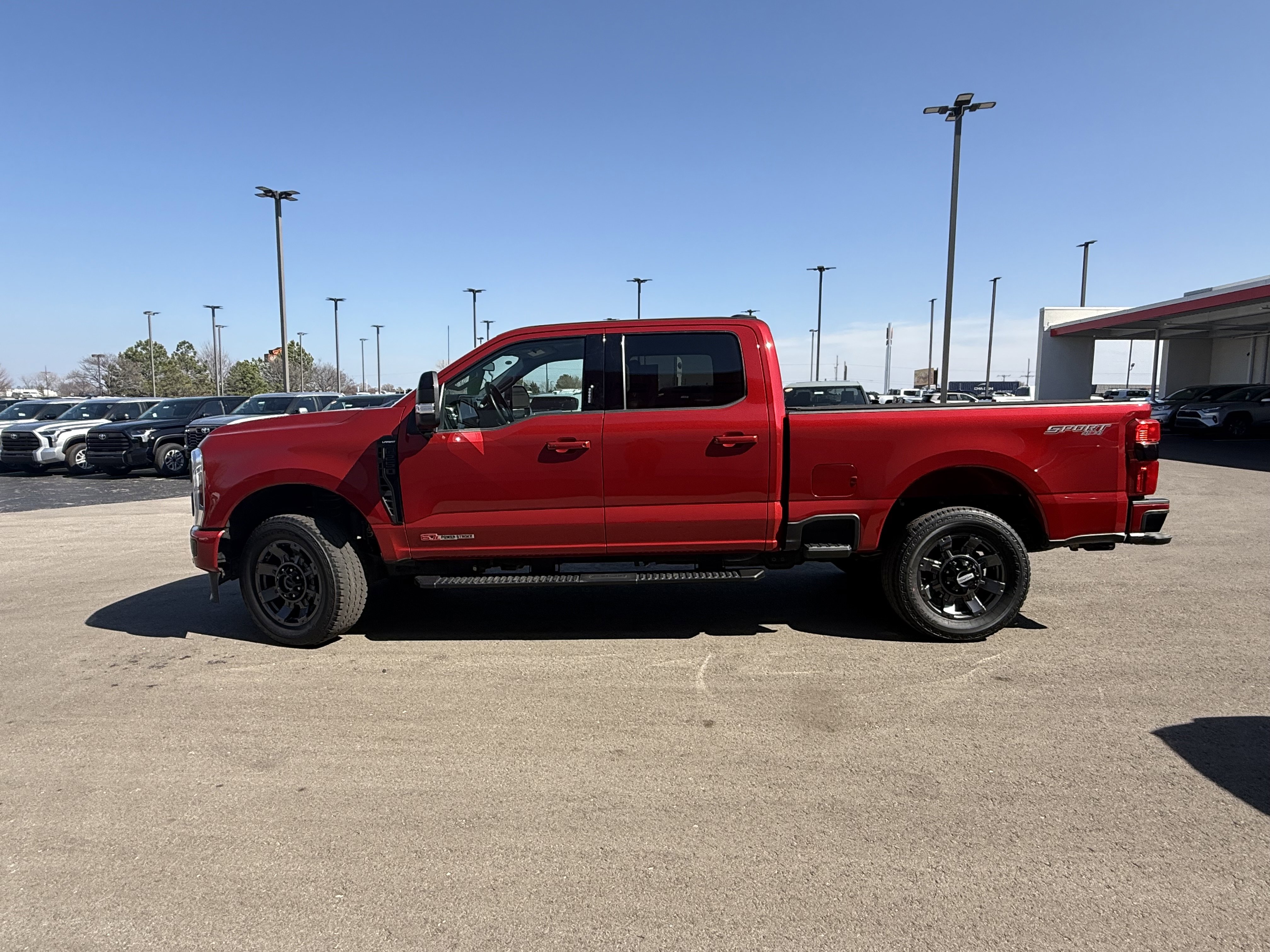 Used 2024 Ford F250 Lariat w/ Lariat Ultimate Package image 36