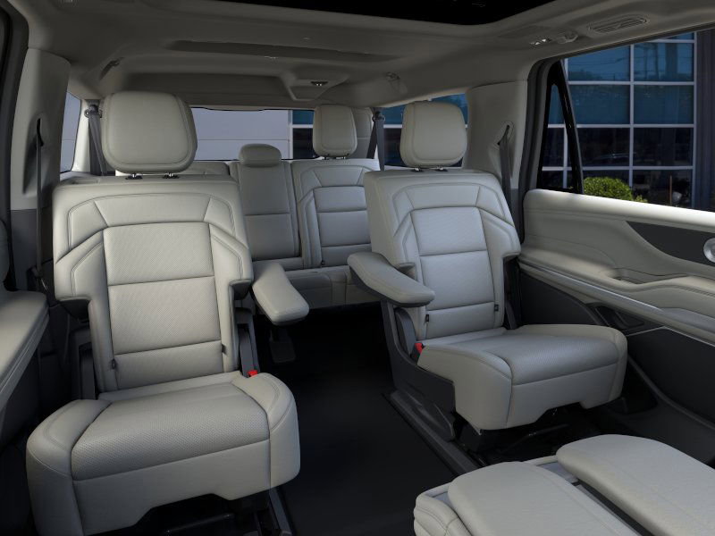 New 2026 Lincoln Navigator L Reserve w/ Jet Appearance Package image 11