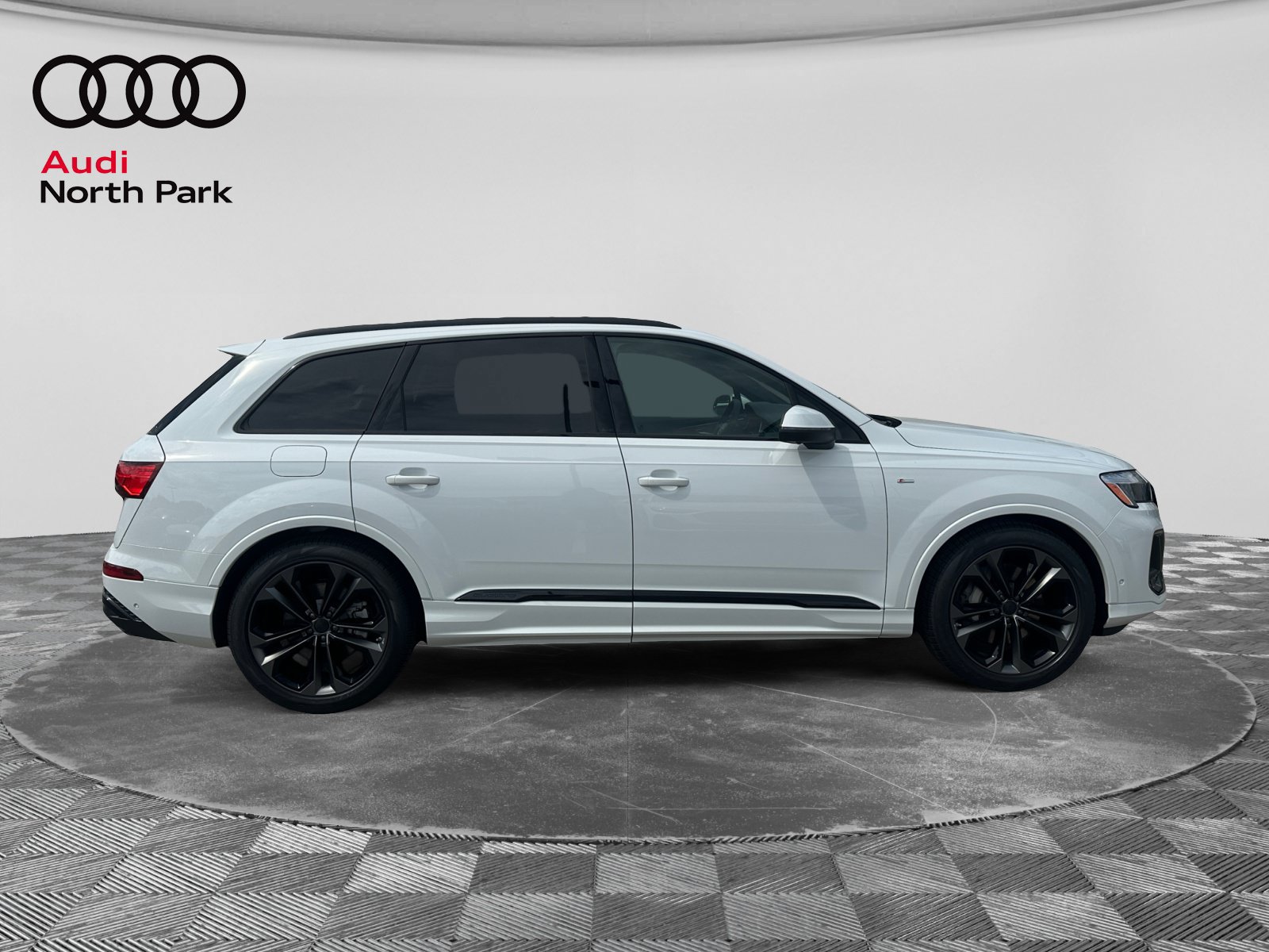New 2026 Audi Q7 Premium Plus AWD/4WD image 6