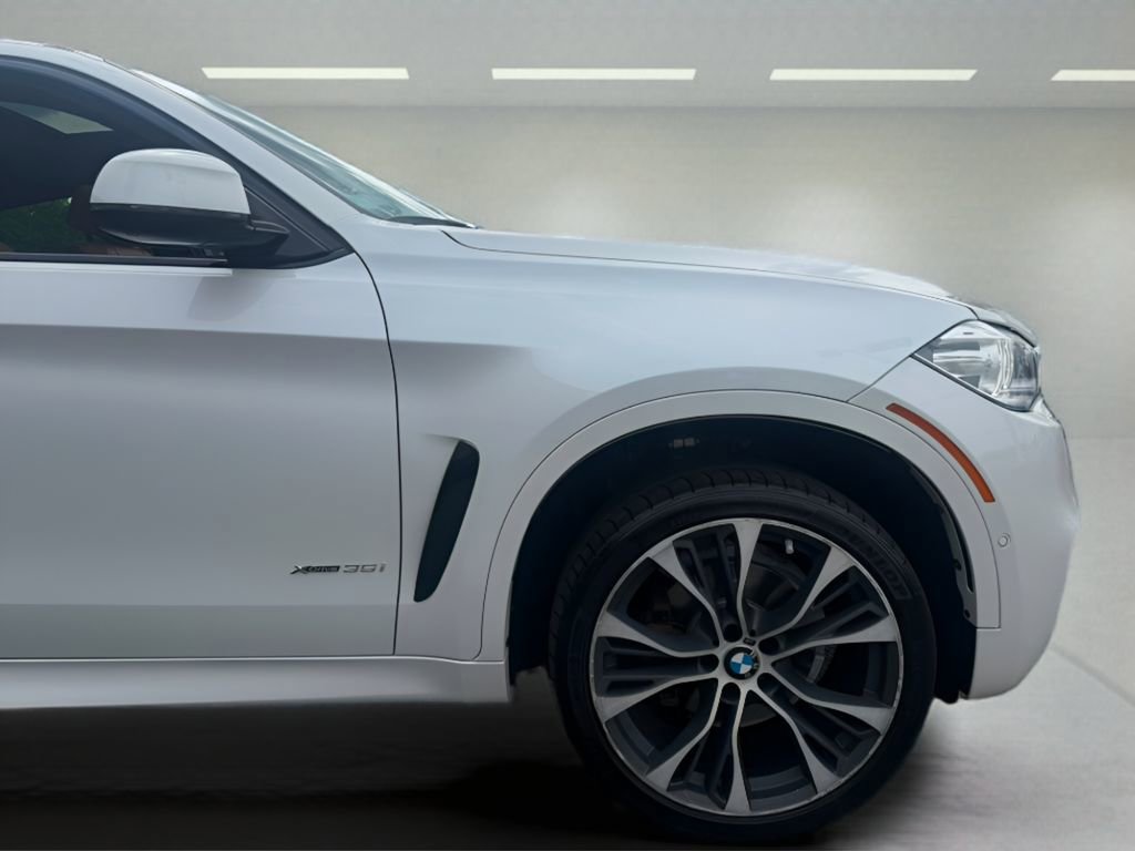 Used 2019 BMW X6 xDrive35i w/ M Sport Package AWD/4WD image 26