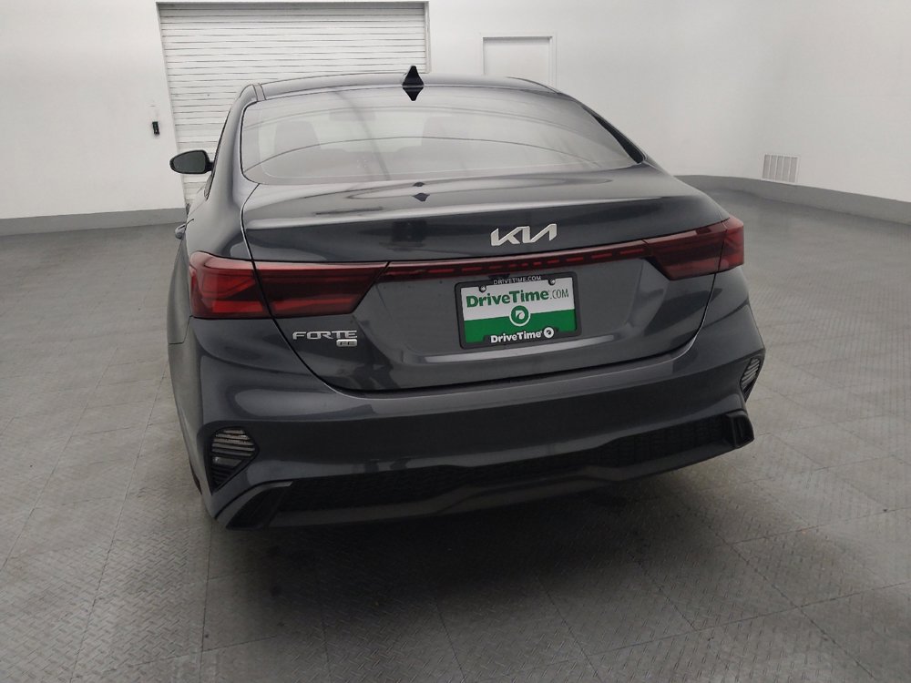 Used 2024 Kia Forte LX image 6