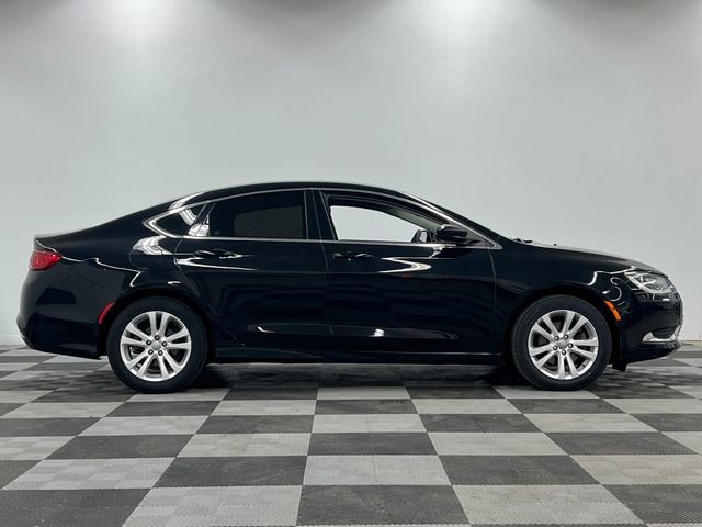 Used 2015 Chrysler 200 Limited FWD image 8