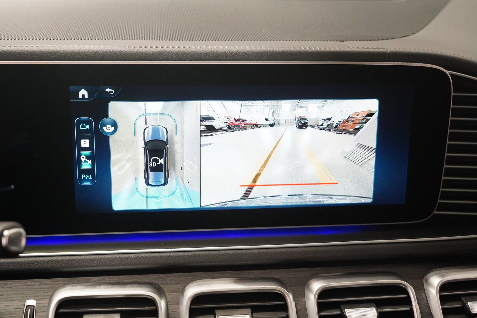 New 2026 Mercedes-Benz GLS 450 4MATIC image 28
