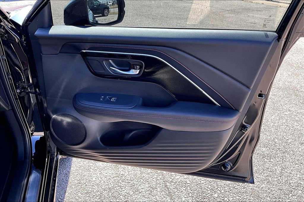 Certified 2025 Acura ADX A-Spec image 25