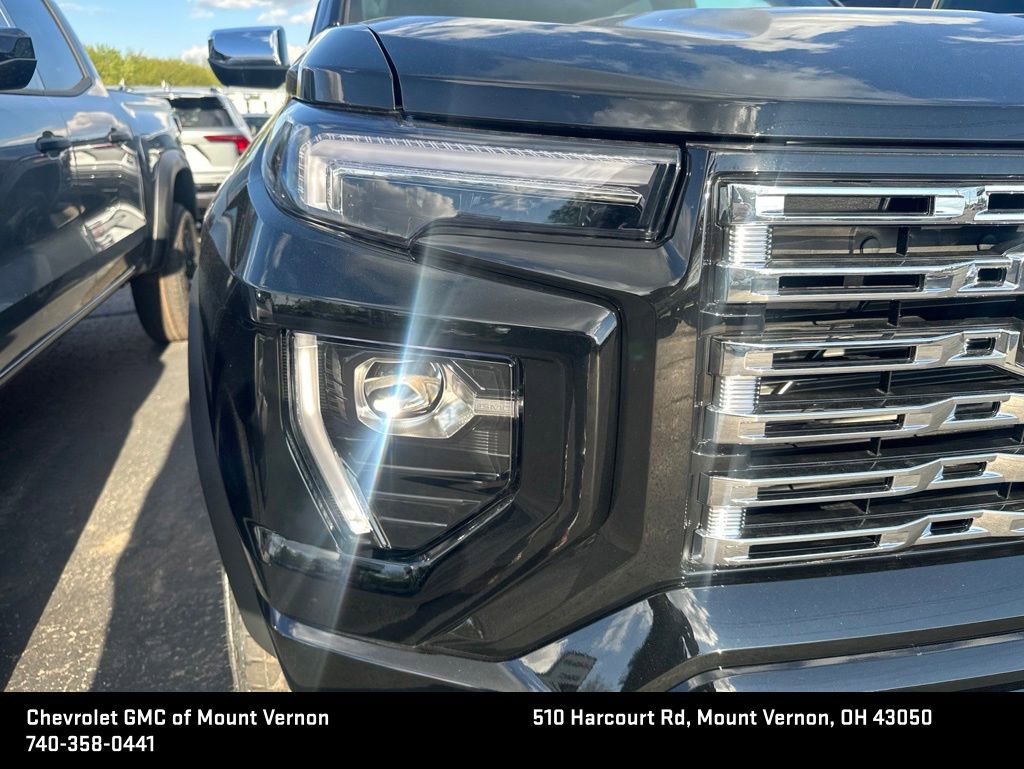 New 2026 GMC Canyon Denali w/ LPO, Denali Black Edition AWD/4WD image 10