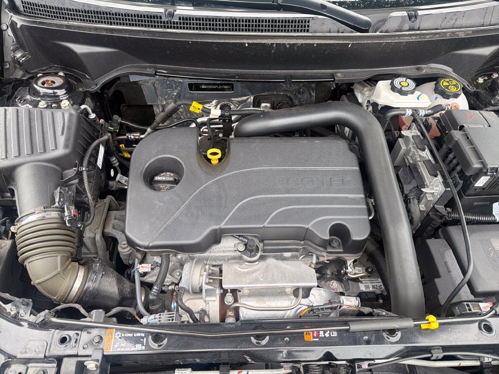 Used 2023 Chevrolet Equinox RS AWD/4WD image 27