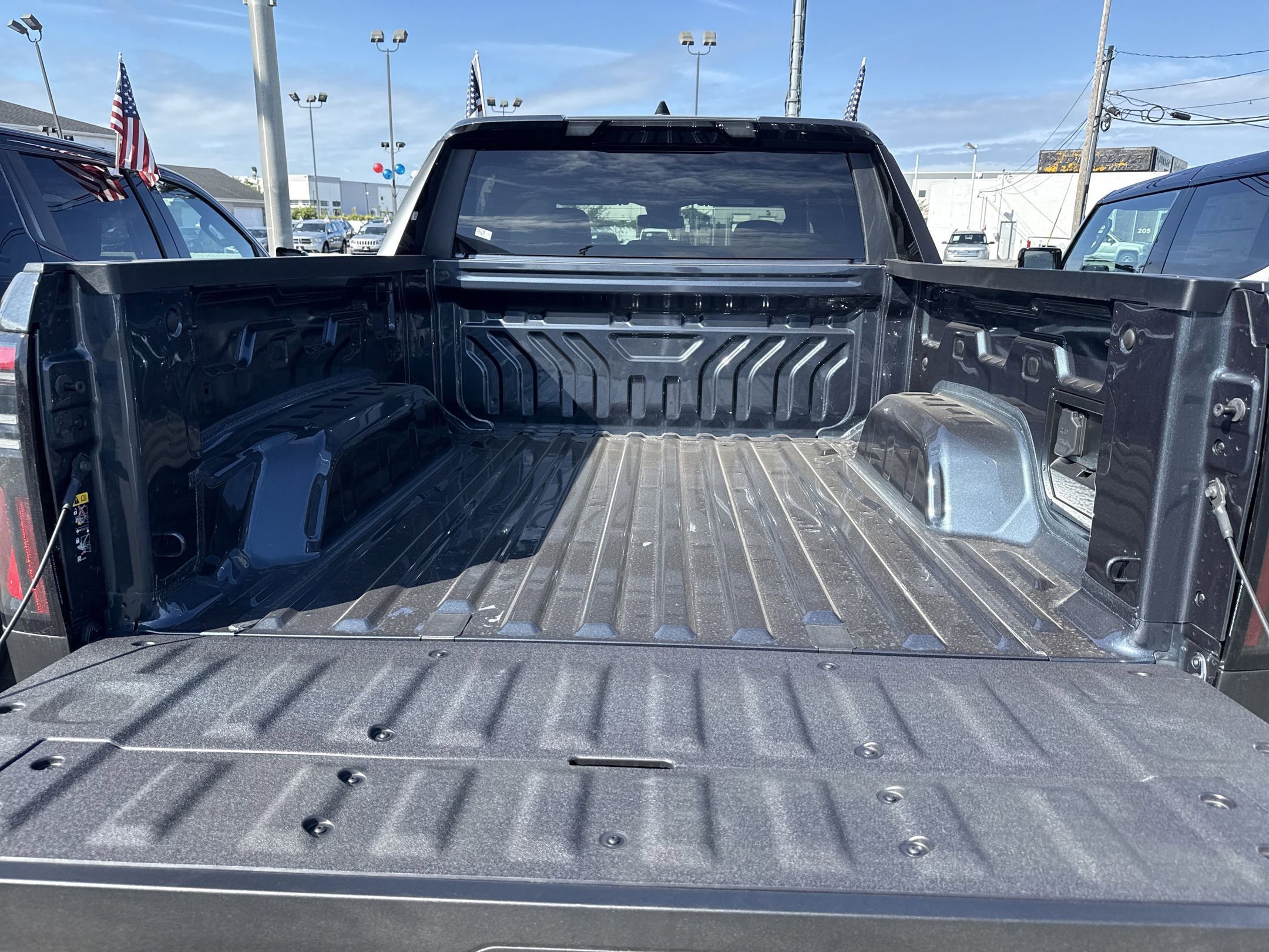 New 2026 GMC Sierra EV Elevation image 28