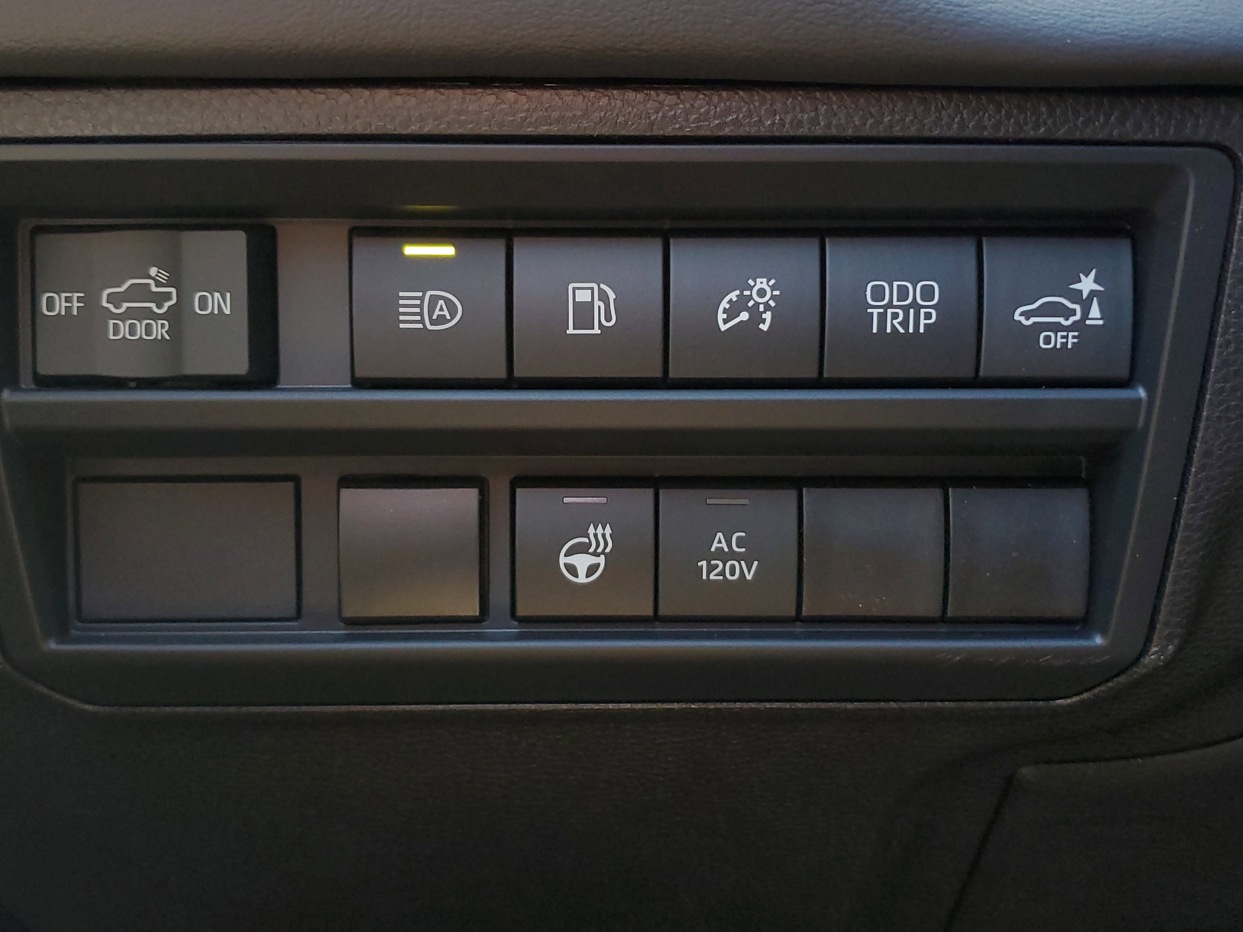 New 2026 Toyota Tundra Platinum image 32