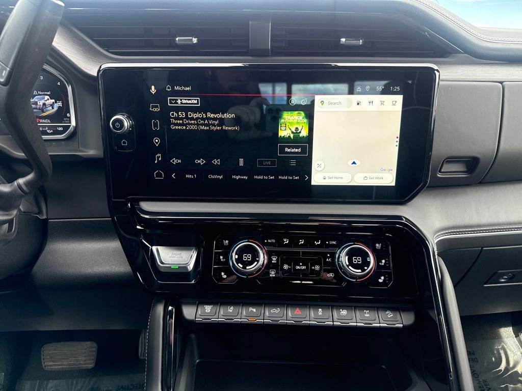 Used 2025 GMC Sierra 2500 AT4X w/ AT4X AEV Edition image 18