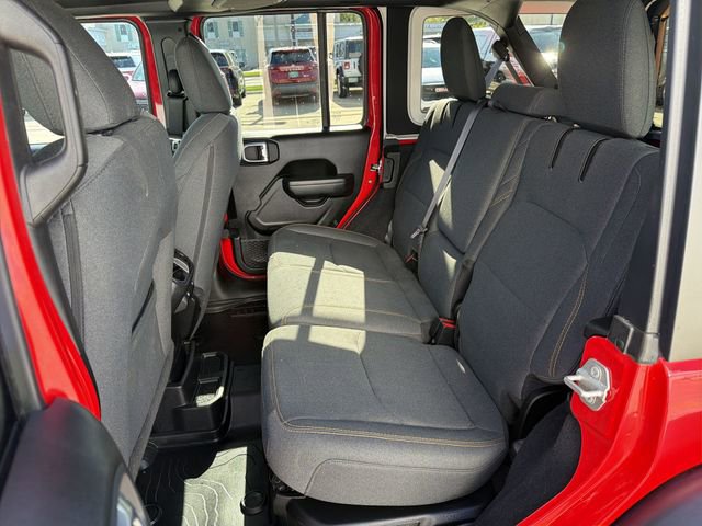 Used 2024 Jeep Wrangler Unlimited AWD/4WD image 23