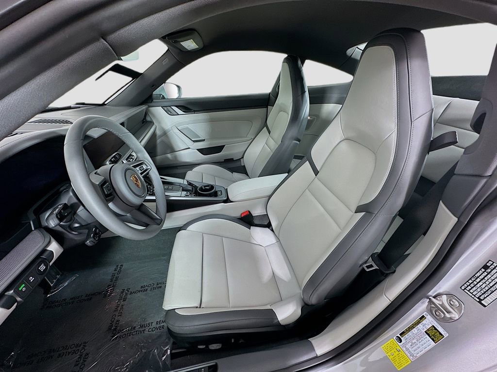 Certified 2025 Porsche 911 Carrera RWD image 5