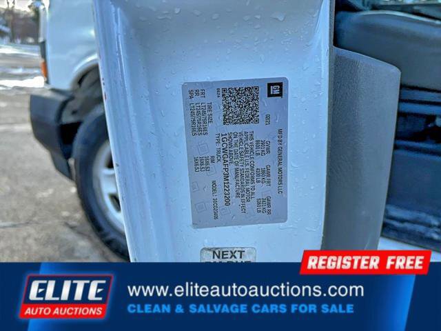 Used 2021 Chevrolet Express 2500 w/ Driver Convenience Package image 20