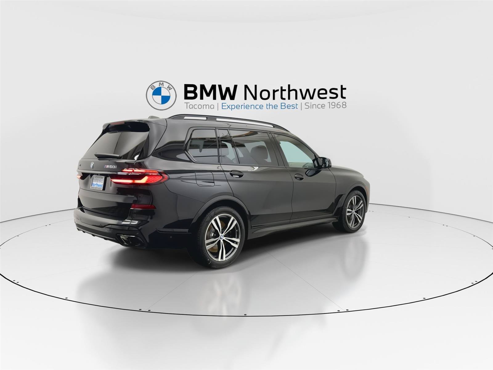 New 2026 BMW X7 M60i AWD/4WD image 3