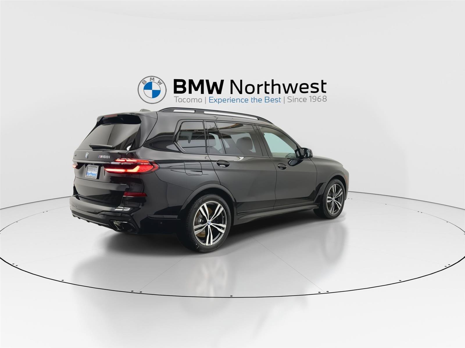 New 2026 BMW X7 M60i image 3