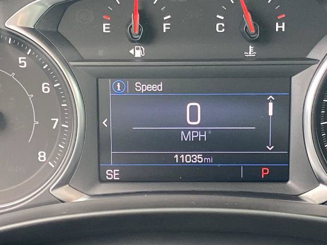 Used 2023 GMC Terrain SLE w/ Driver Convenience Package FWD image 8
