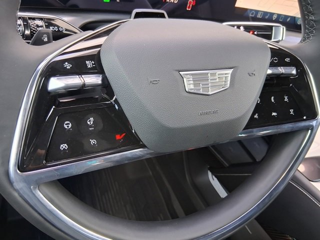 New 2026 Cadillac Vistiq Luxury w/ LPO, Floor Liner Package image 11