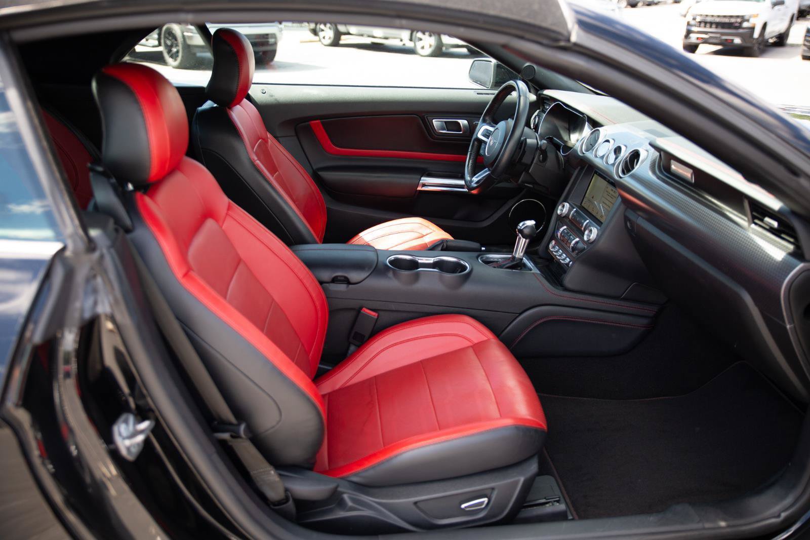 Used 2019 Ford Mustang GT Premium w/ GT Performance Package RWD image 24