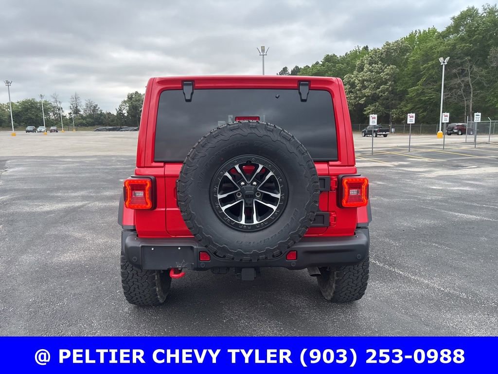 Used 2025 Jeep Wrangler Unlimited Rubicon image 6