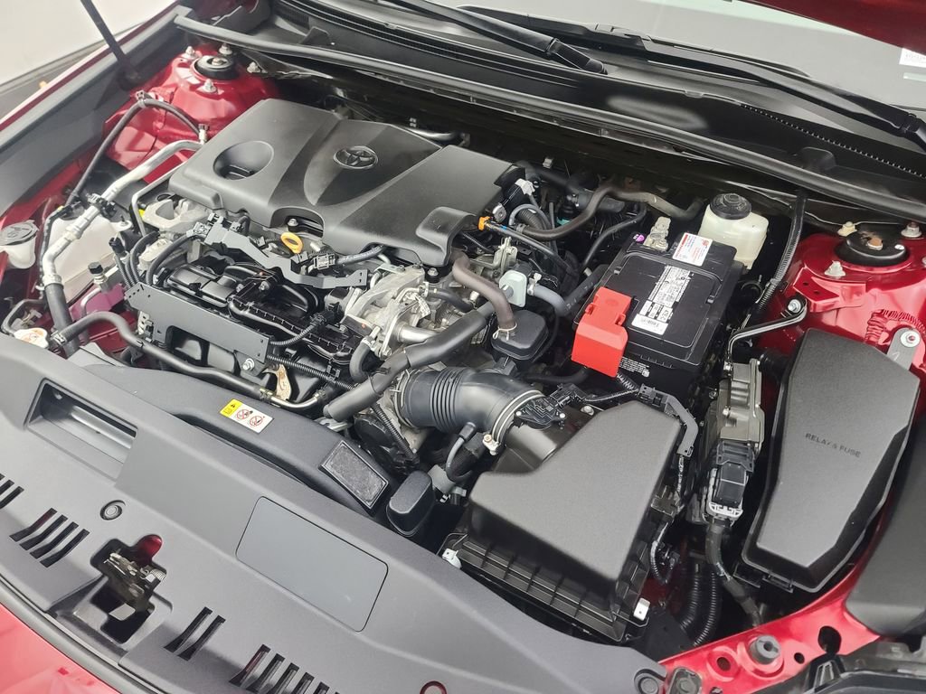 Used 2020 Toyota Camry LE image 37