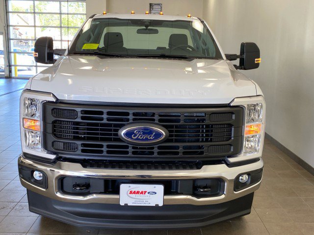 New 2026 Ford F250 XL w/ XL Chrome Package image 10