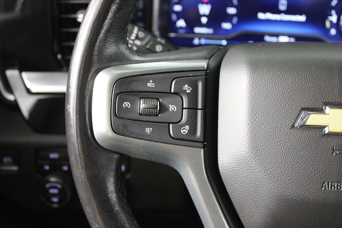 Used 2022 Chevrolet Silverado 1500 LT AWD/4WD image 11
