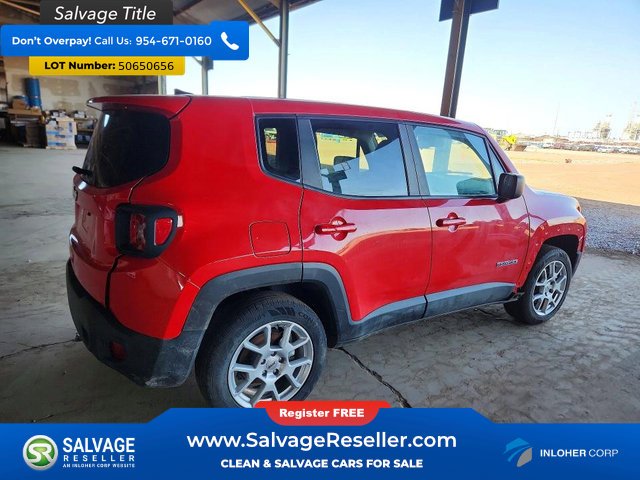 Used 2023 Jeep Renegade Latitude AWD/4WD image 4
