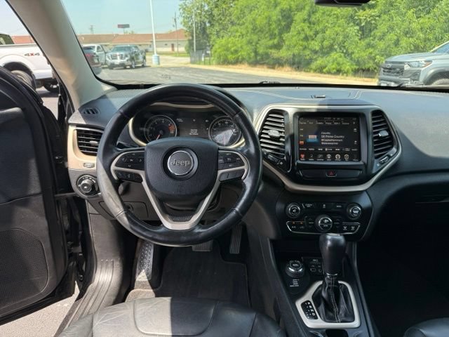 Used 2016 Jeep Cherokee Limited AWD/4WD image 8