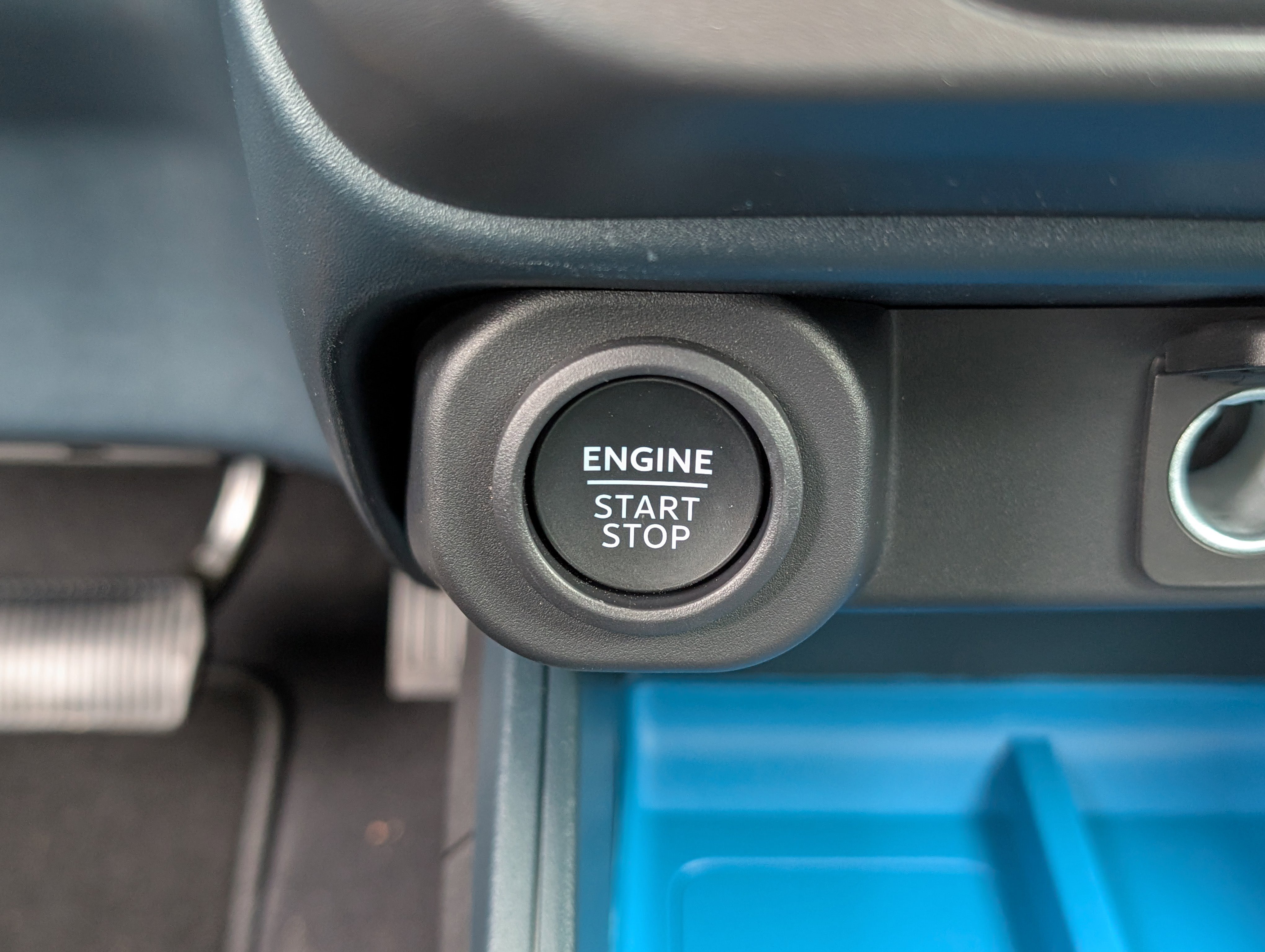 New 2025 Ford Maverick XLT w/ Equipment Group 301A image 18