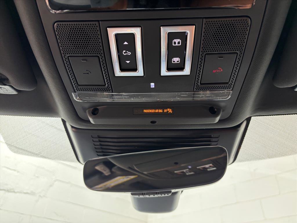 New 2026 Jaguar F-PACE R-Dynamic S image 12