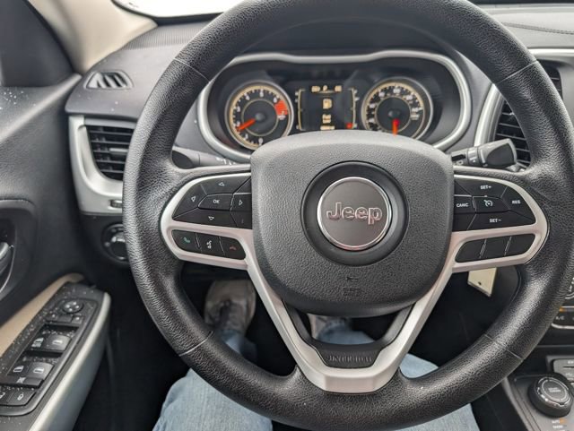 Used 2017 Jeep Cherokee Sport w/ Safety Group image 16