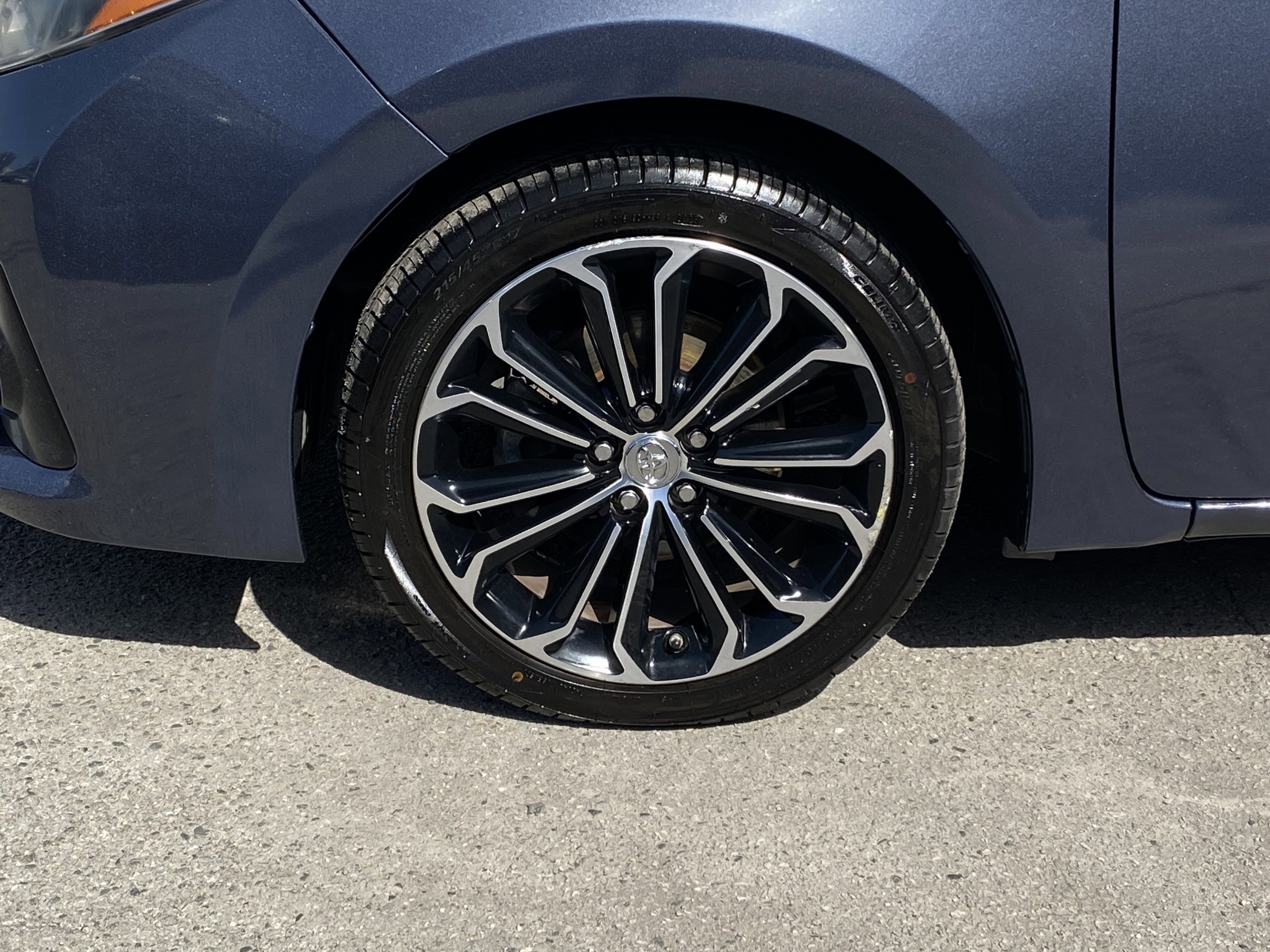 Used 2015 Toyota Corolla S FWD image 22