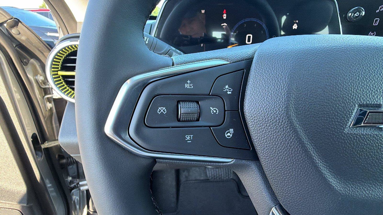New 2026 Chevrolet Trax LT w/ Driver Confidence Package FWD image 21