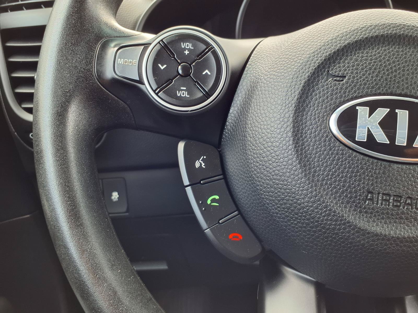 Used 2017 Kia Soul FWD image 14