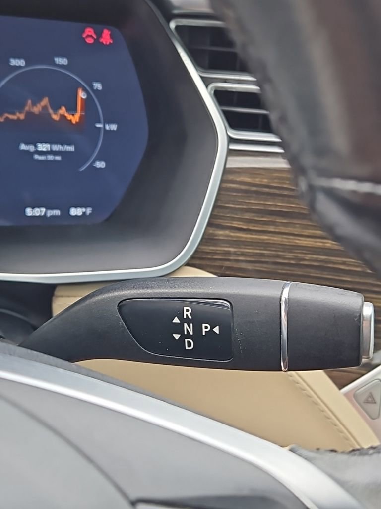 Used 2015 Tesla Model S 85D AWD/4WD image 17