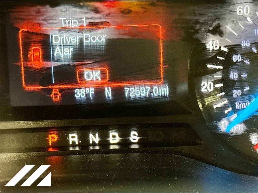 Used 2015 Ford Fusion SE image 14