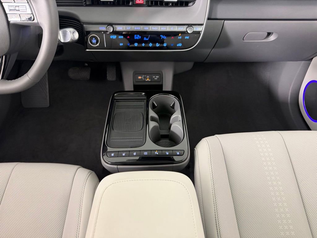 Used 2025 Hyundai Ioniq 5 Limited RWD image 14