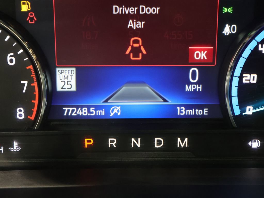 Used 2020 Ford Explorer XLT w/ Equipment Group 202A AWD/4WD image 44