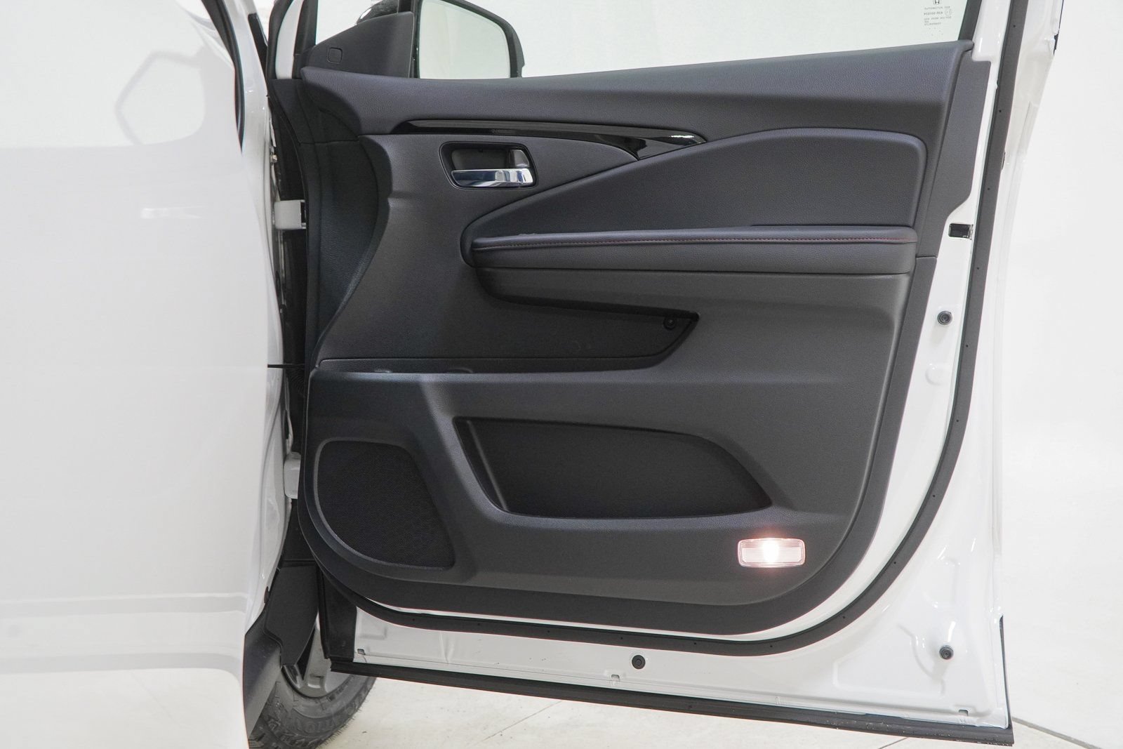 New 2026 Honda Ridgeline Black Edition image 41